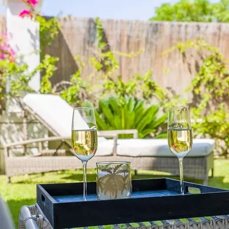 Appartement Aloha Gardens Pools Bbq Wifi Garden