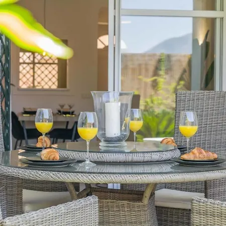 Apartamento Aloha Gardens Pools Bbq Wifi Garden