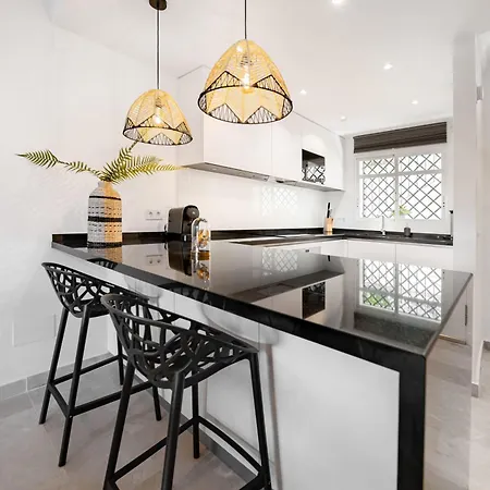 Apartamento Aloha Gardens Pools Bbq Wifi Garden