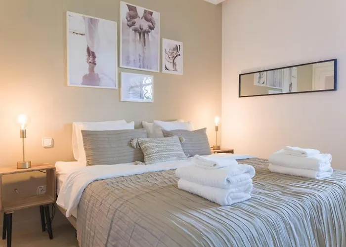 Aloha Gardens Pools Bbq Wifi Garden Apartament *