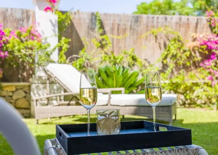 Apartament Aloha Gardens Pools Bbq Wifi Garden