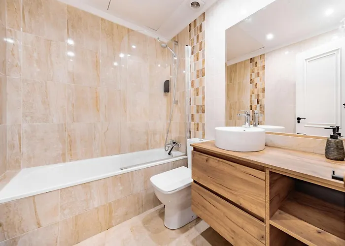 Aloha Gardens Pools Bbq Wifi Garden Apartament